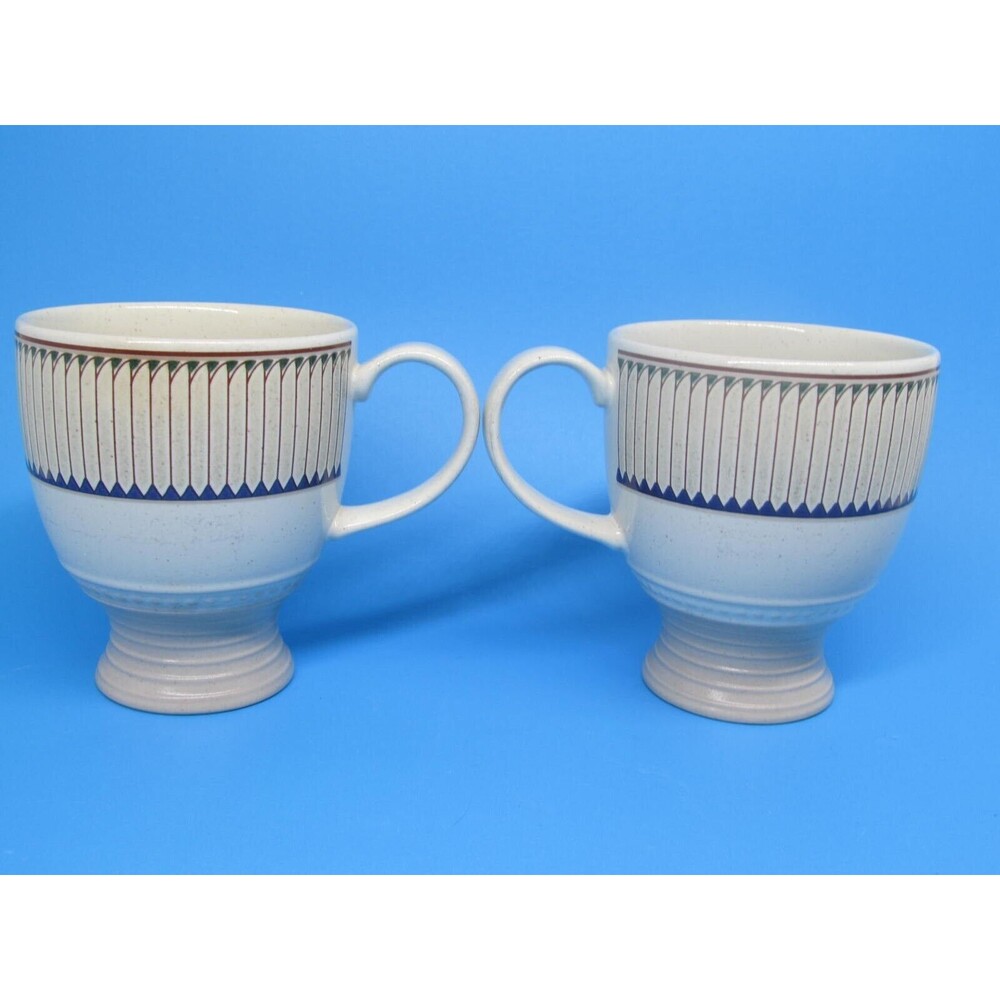Mikasa Stone Craft SC-303 Libretto Set Of 2 Vintage 4 " Footed Mugs EC